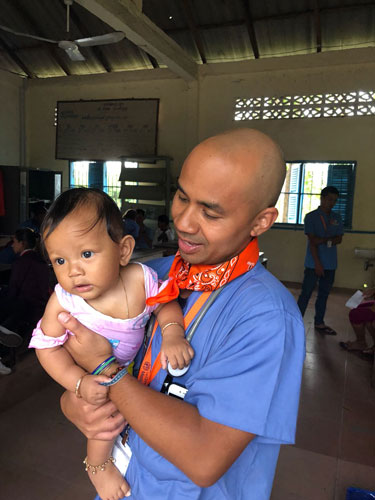 Medical mission to Kong Roh Islands, Cambodia