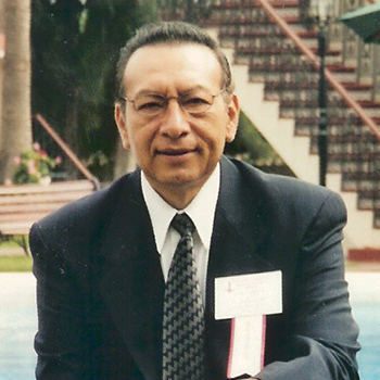 Dr. Carlos Arauco